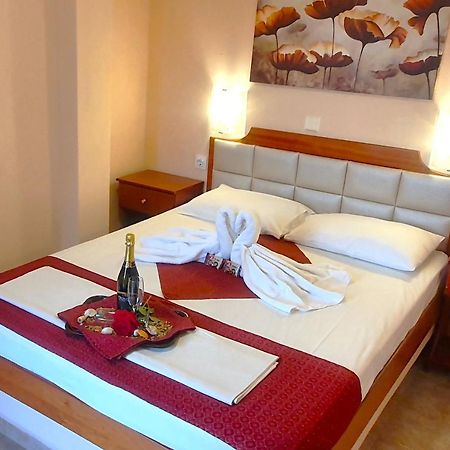 Apartmenthotel Sithon Sarti Esterno foto