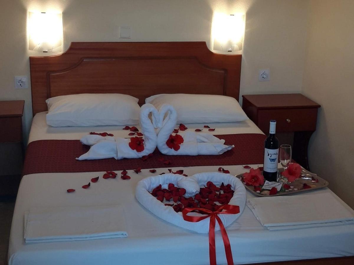 Apartmenthotel Sithon Sarti Esterno foto